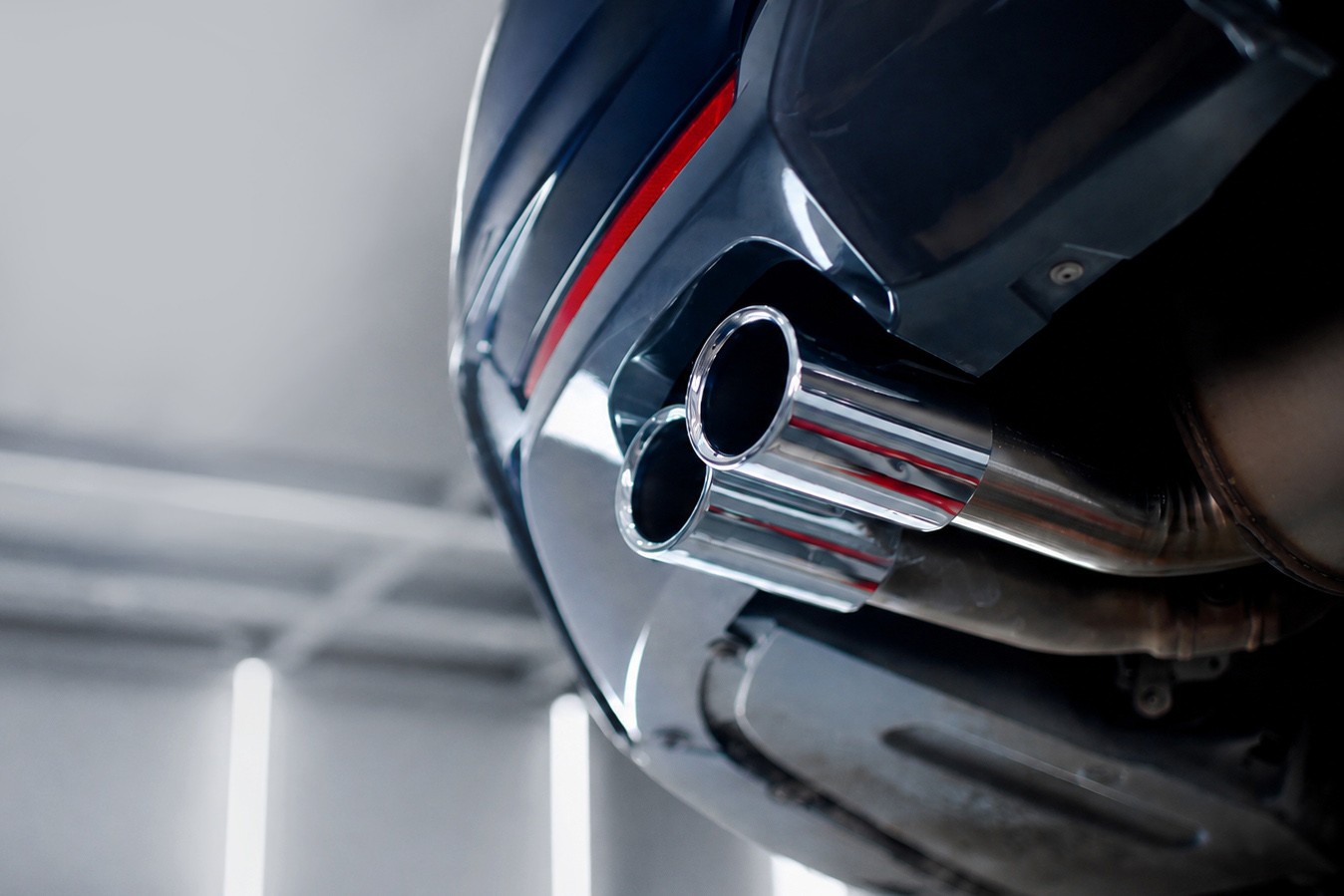 Dulled exhaust tip? This is how to restore its original shine