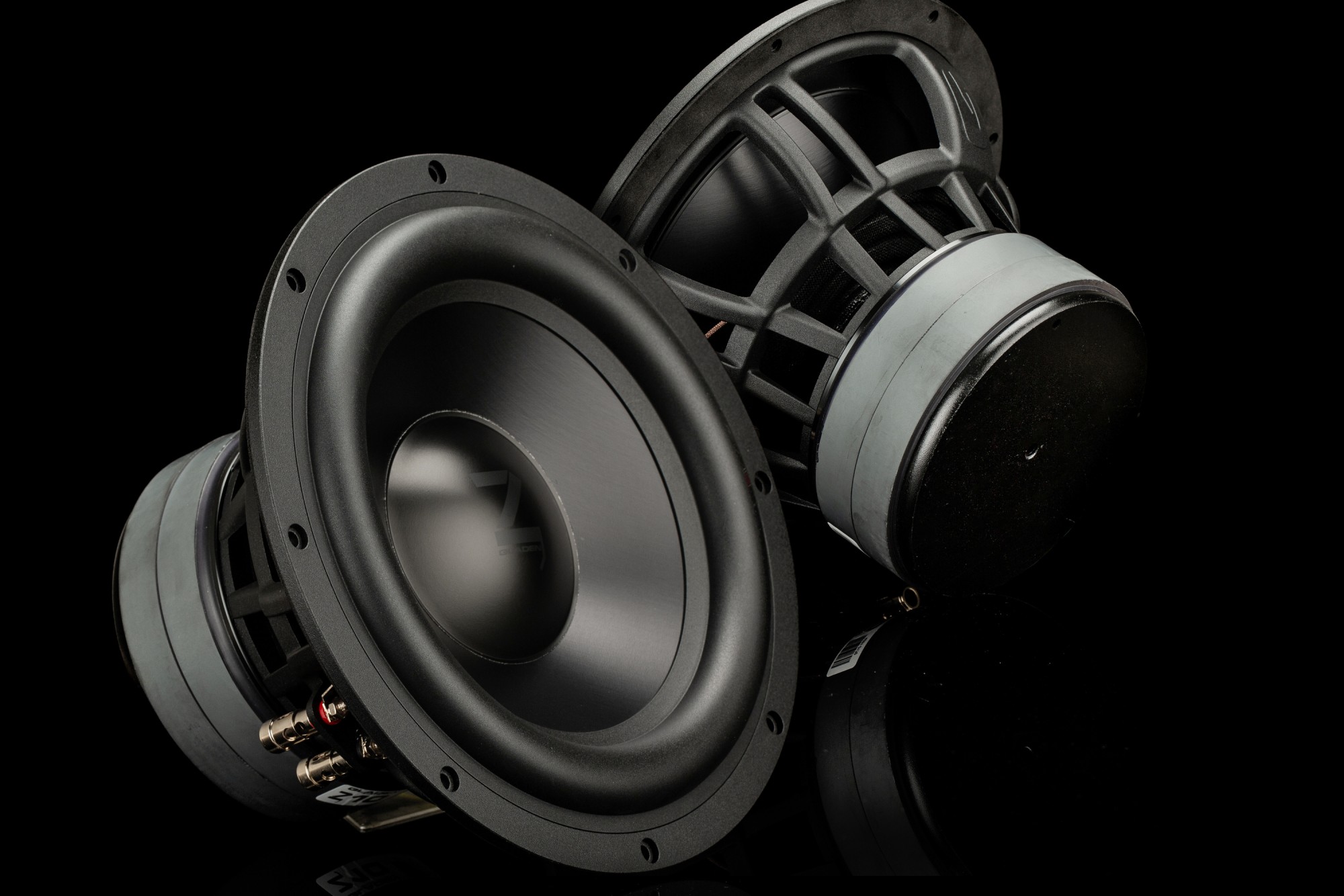 Gladen expands the Zeta series with top-of-the-line subwoofers