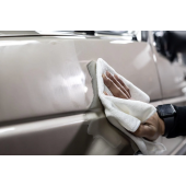 Auto Finesse Rejuvenate cleaning polish (250 ml)