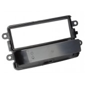 Car radio reduction frame for Dacia Dokker, Duster, Lodgy, Sandero / Renault Captur