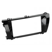 Car radio reduction frame for Toyota Corolla
