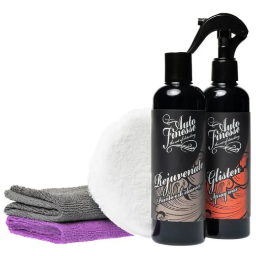 A small kit for quick waxing of a new car from Auto Finesse