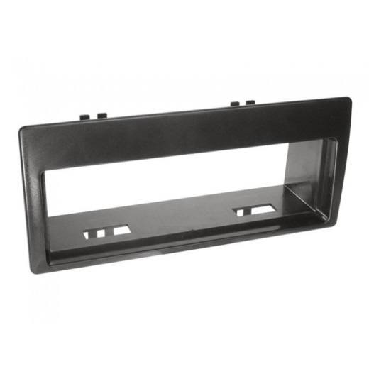 Car radio reduction frame for Citroën Xantia