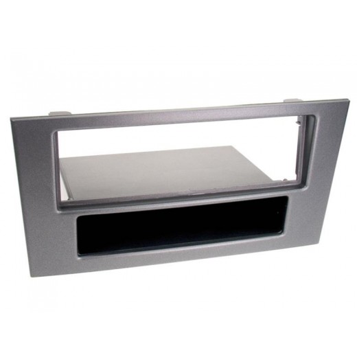 Car radio reduction frame for Ford Mondeo