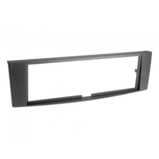 Car radio reduction frame for Renault Laguna II
