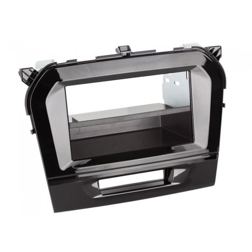 Car radio reduction frame for Suzuki Vitara