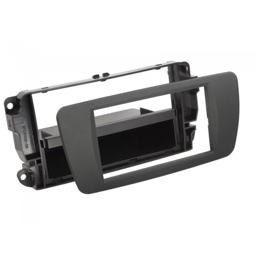 Car radio reduction frame for Seat Ibiza