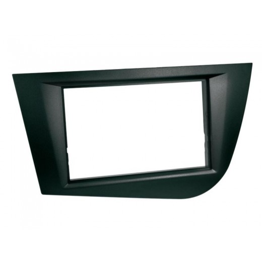 Car radio reduction frame for Seat Leon