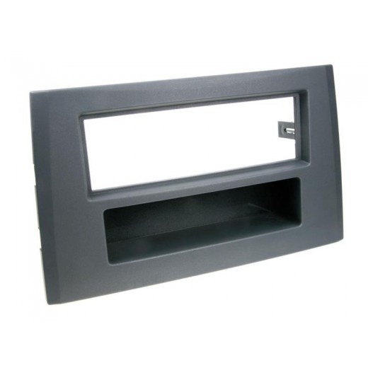 Car radio reduction frame for Volvo XC90