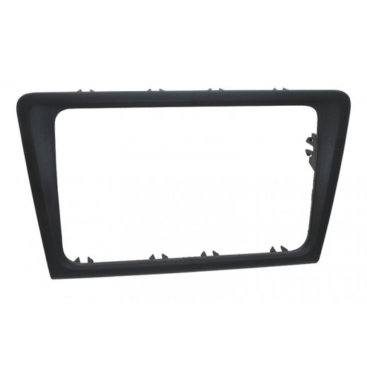 Car radio reduction frame for Škoda Rapid