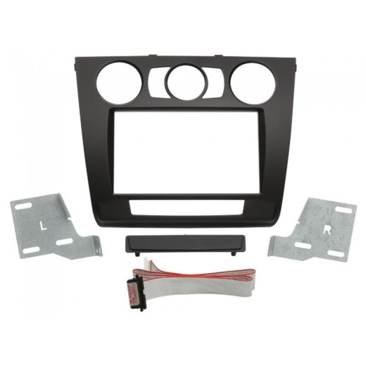 Car radio reduction frame for BMW 1