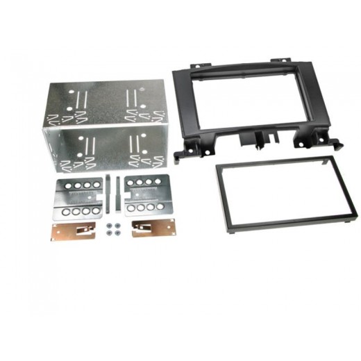 Car radio reduction frame for Mercedes Sprinter / Volkswagen Crafter