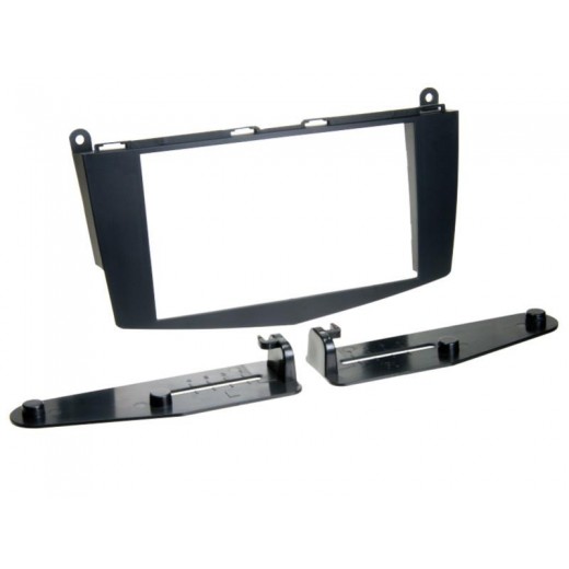 Car radio reduction frame for Mercedes C-Class
