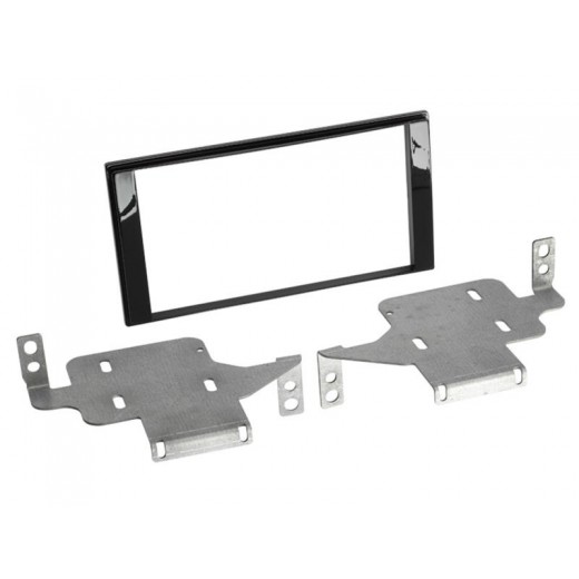 Car radio reduction frame for Nissan Juke