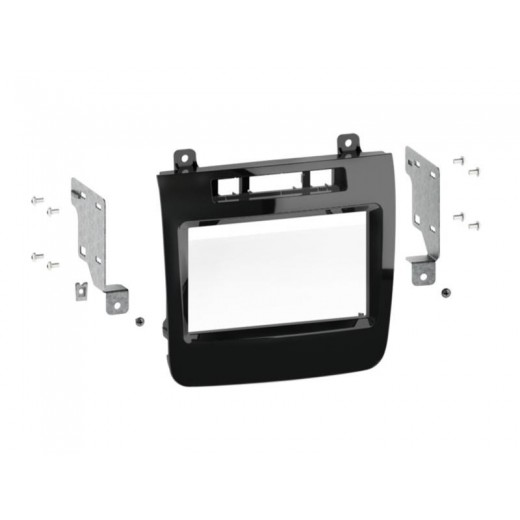 Car radio reduction frame for Volkswagen Touareg II