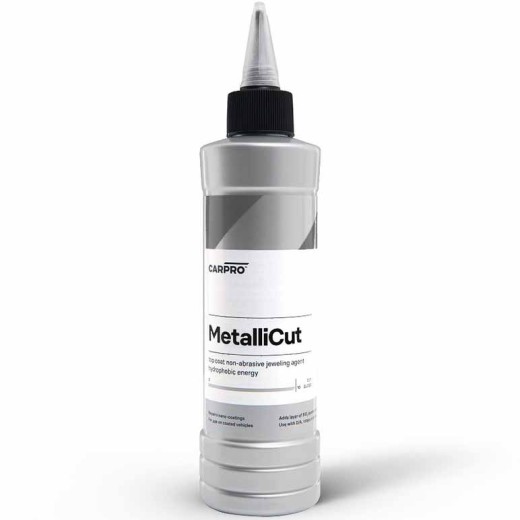 Metal polishing paste CarPro MetalliCut (150 ml)