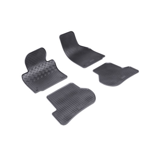 Rigum rubber car mats for Volkswagen Golf V (2003 -), Golf VI (2008 -), Jetta (2005 -), Scirocco (2008 -) / Seat Leon (2006 -) / Škoda Octavia 2 (2005 -)