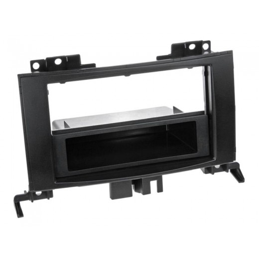 Car radio reduction frame for Mercedes Sprinter / Volkswagen Crafter