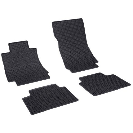 Rigum rubber car mats for Alfa Romeo Giulia 4x2 (2016 -)