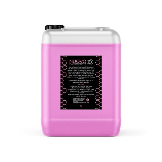 Ceramic detailer for plastics Carbon Collective Nuovo SiO2 Interior Detailer (5 l)
