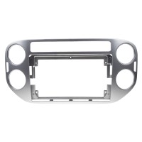 Reduction frame 9" car radio for VW Tiguan