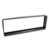 Car radio reduction frame for Alfa Romeo 156