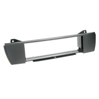 Car radio reduction frame for BMW Z4