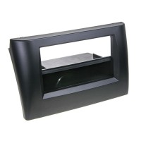 Car radio reduction frame for Fiat Stilo