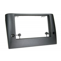 Car radio reduction frame for Fiat Stilo