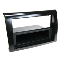 Car radio reduction frame for Fiat Bravo