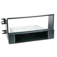 Car radio reduction frame for Kia Sportage II