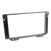 Car radio reduction frame for Land Rover Freelander I