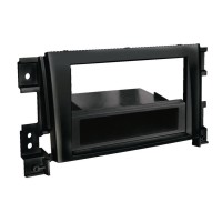 Car radio reduction frame for Suzuki Grand Vitara