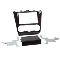 Car radio reduction frame for Subaru Forester, Impreza, XV