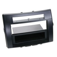 Car radio reduction frame for Toyota Corolla Verso