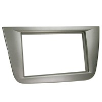 Car radio reduction frame for Seat Altea, Altea XL, Toledo