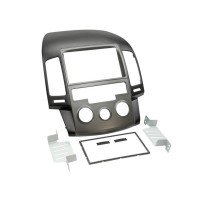 Car radio reduction frame for Hyundai i30