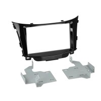 Car radio reduction frame for Hyundai i30