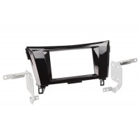 Car radio reduction frame for Nissan Qashqai, X-Trail