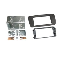 Car radio reduction frame for Seat Ibiza