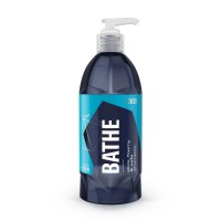 Gyeon Q2M Bathe car shampoo (400 ml)